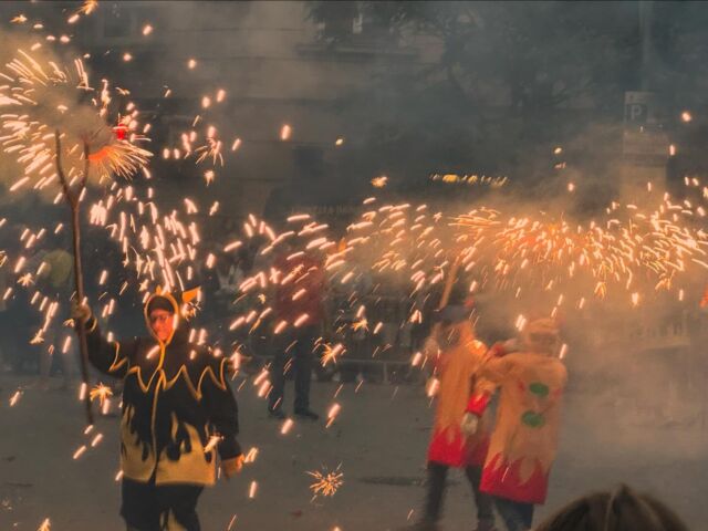Diables a la nit de Sant Joan #santjoan #revetlla #revetllasantjoan #diables #diableslescorts